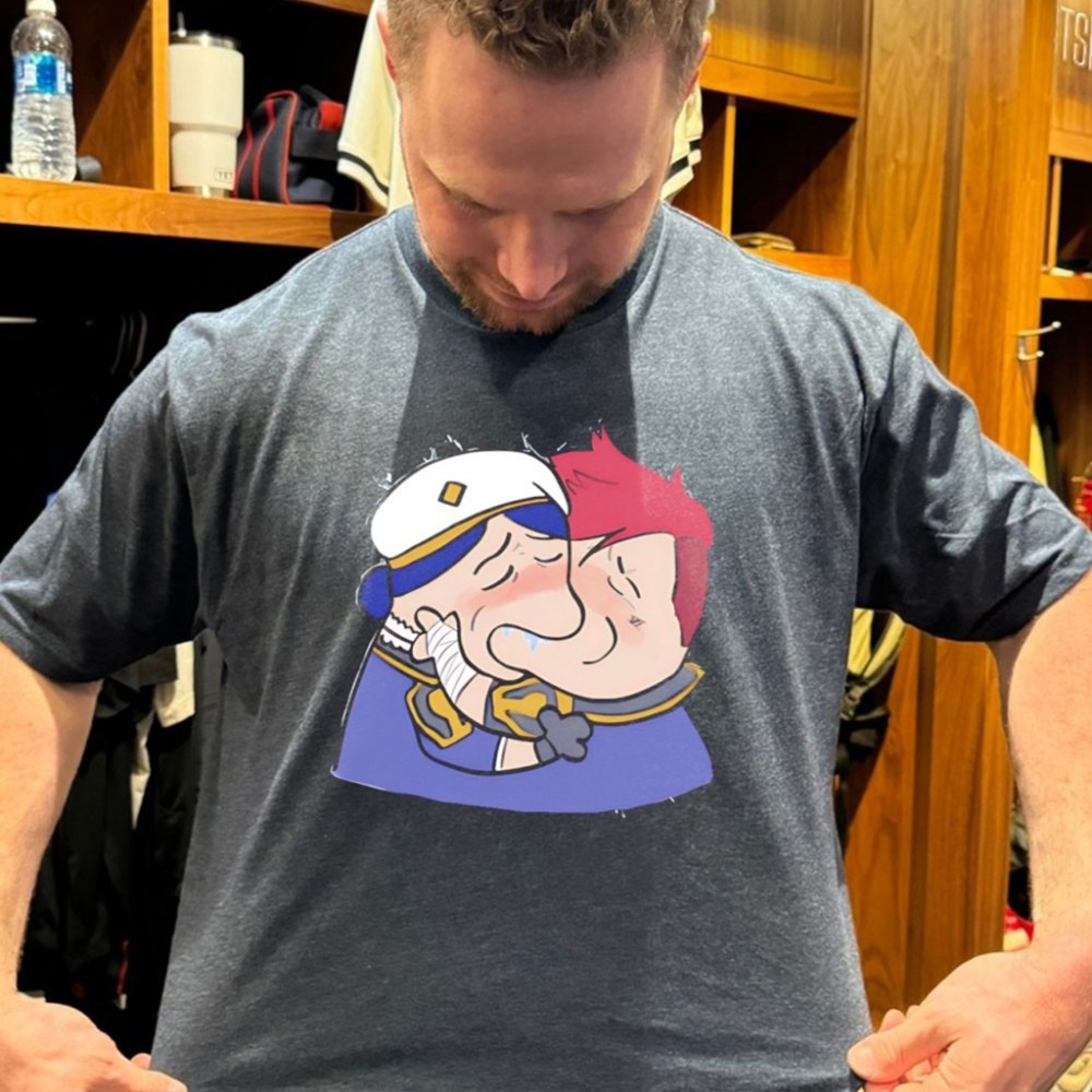 Cait X Vi Kissing Chibi T Shirt - Roseregae